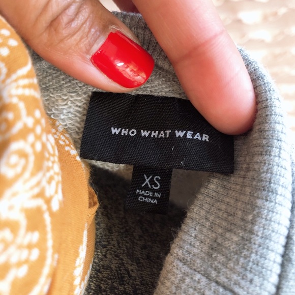 WHO WHAT WEAR Ruffled Sleeves Pull-Over Sweatshirt - Picture 4 of 7